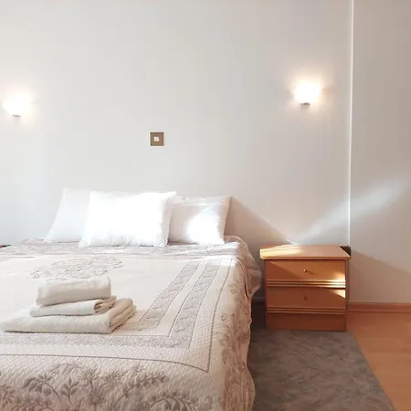 4 Bd Villa By Golden Bay Beach In Pyla * Pyla