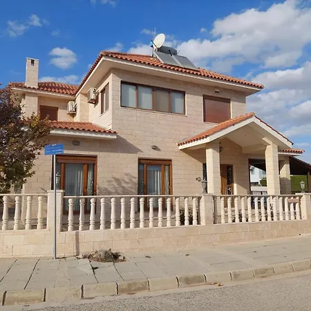 Villa 4 Bd Villa By Golden Bay Beach In Pyla Pyla