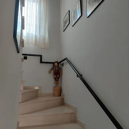 4 Bd Villa By Golden Bay Beach In Pyla * Pyla