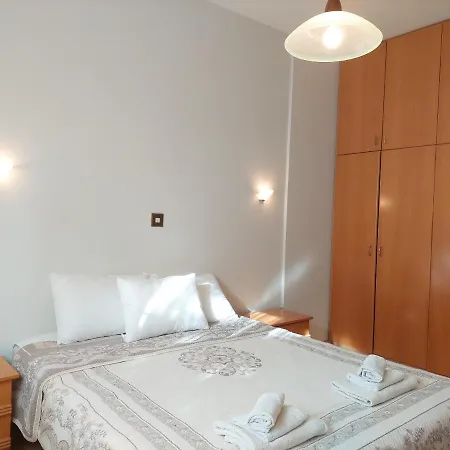 4 Bd Villa By Golden Bay Beach In Pyla Pyla