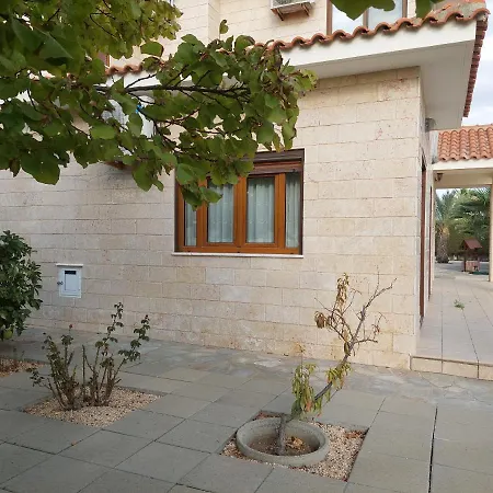 Villa 4 Bd Villa By Golden Bay Beach In Pyla