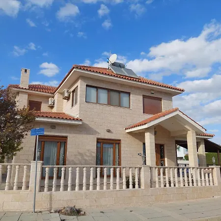 Villa 4 Bd Villa By Golden Bay Beach In Pyla *