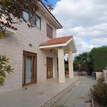Villa 4 Bd Villa By Golden Bay Beach In Pyla Pyla