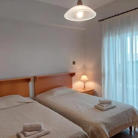 4 Bd Villa By Golden Bay Beach In Pyla 皮拉