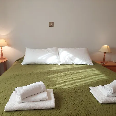 别墅 4 Bd Villa By Golden Bay Beach In Pyla *